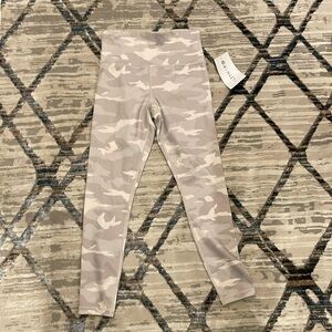 Athleta White Camo 7/8 Leggings